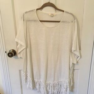 ➡️REDUCED⬅️Umgee Plus Fringe Top